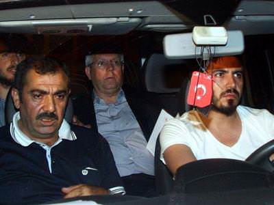 Aziz Yıldırım hastaneye kaldırıldı!