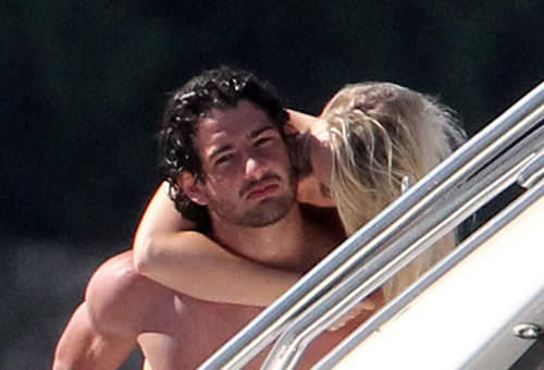 Pato'ya olan aşkını anlattı! - 1