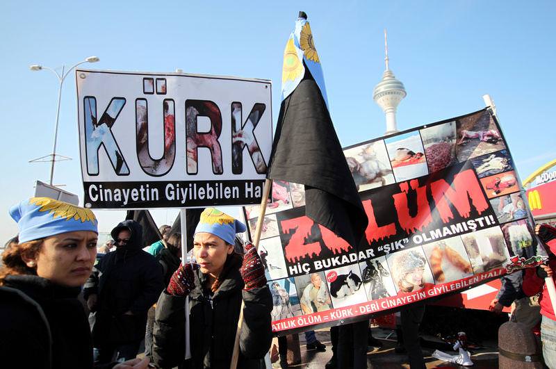 Hayvanseverler, İstanbul Deri Fuarı'nı protesto etti - 1