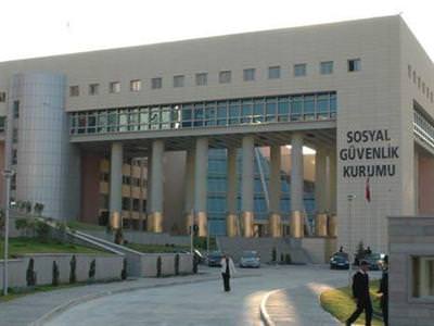 Çifte maaşı duyan, SGK'ya koştu