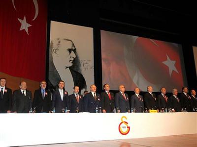 Ünal Aysal: UEFA'nın şakası yok!