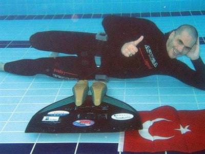 Yeni dünya rekorunun peşinde