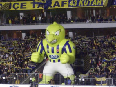 Fener'i Aziz Yıldırım yaktı!
