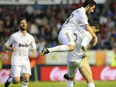 Ronaldo'nun bacağı Twitter'ı salladı