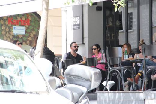 Kemal'e oda baktılar