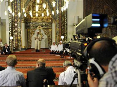 Diyanet TV yayına başladı