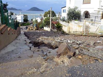 Bodrum, tsunami vurmuş gibi..
