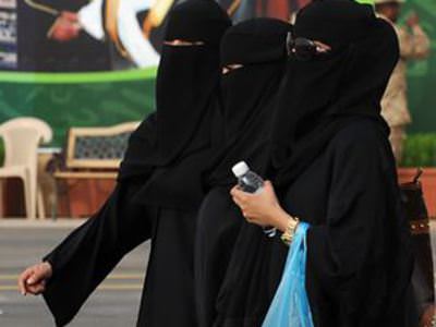'Kadınları taciz edin çalışamasınlar'