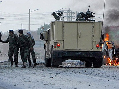 Afganistan'da ABD Konsolosluğu'na saldırı