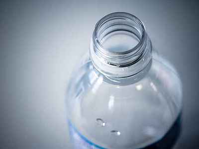 Plastik şişeler düşük riskini artırıyor