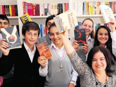 Bir tweet'le 10 bin kitap