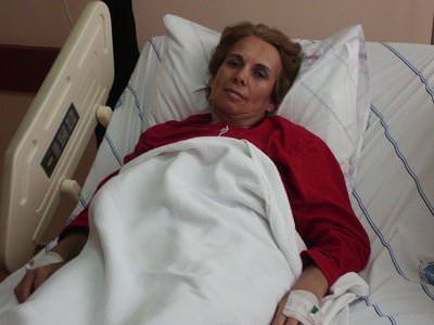 Karnından 12 kilo ur çıktı