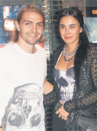 Asena Erkin ile Berkay yakalandı - 1