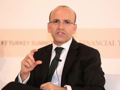 Zaman yalana doymuyor