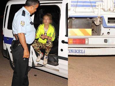 Polisi görünce kız arkadaşını bırakıp kaçtı