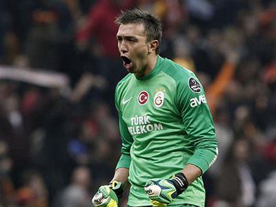 Muslera efsane olmak istiyor!