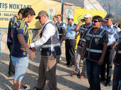 Derbi öncesi arbede