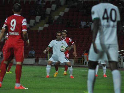 Akhisar galibiyetle başladı!
