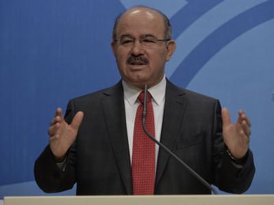 Gül binmesin diye alınan uçağı saklamışlar