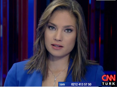 CNN Türk'te şok hata: Oğlum şu haberi düzgün yaz lan