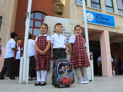 Minikler için ders zili çaldı