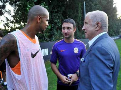 Ünal Aysal'dan Melo tepkisi