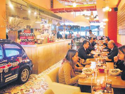 Ankara'da herkes AVM'lerde