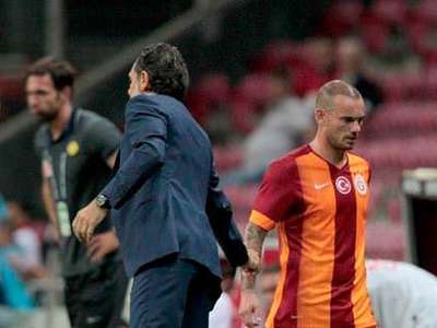 Sneijder'i kick boks yaktı!
