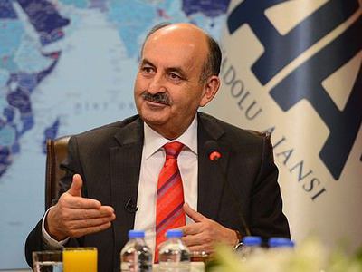 Artık çocuk parklarında sigara içilmeyecek