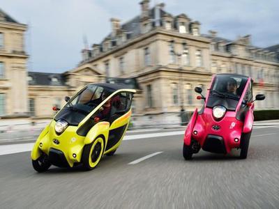 Toyota i-Road yola iniyor!