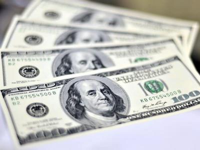 7 milyon sahte dolarla yakalandılar