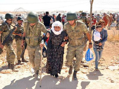 Mehmetçik'ten şefkat eli