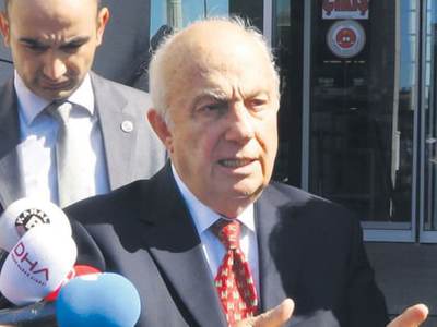 "Bana okyanus ötesinden kumpas kurmuşlar"