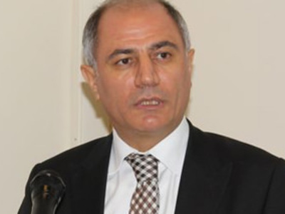 Bakan Ala'da muhalefete tezkere eleştirisi!