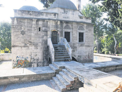 Mimar Sinan'ın eseri tinerci yuvası oldu