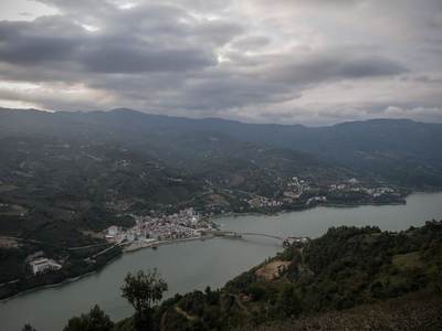 Araplar Karadeniz'e tatil köyü kuracak