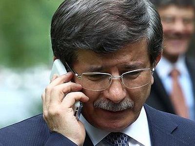 Davutoğlu'dan sürpriz telefon!