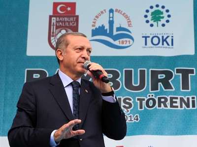 Erdoğan: Kürt çocukları cahil kalsın diye...