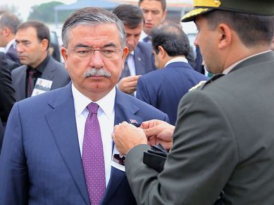 İsmet Yılmaz: Teröre karşı mücadele devam ediyor