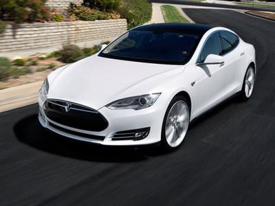 Tesla direksiyonu Türkiye’ye çevirdi