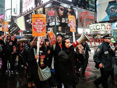 Polis şiddeti ABD'de protesto edildi