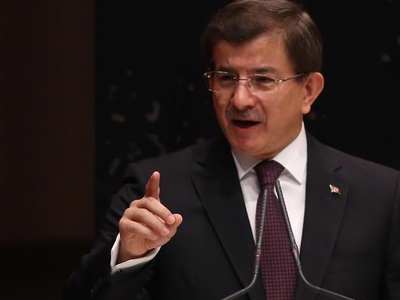Davutoğlu'ndan CHP liderine cahil benzetmesi