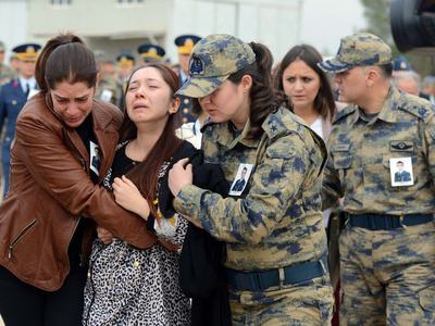Şehidin eşi 3 aylık hamileymiş!