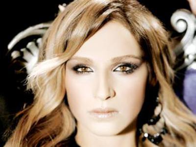 Popstar Firdevs'e albay koca