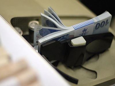 TL gelişmekte olan ülke para birimlerinin en başarılısı
