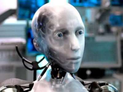Robotlar beş yıl insan gibi yaşadı