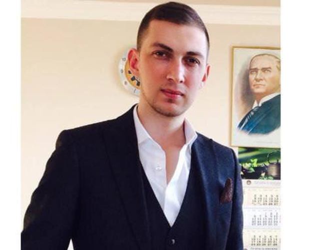Katil zanlısı Twitter'dan başsağlığı dilemiş!