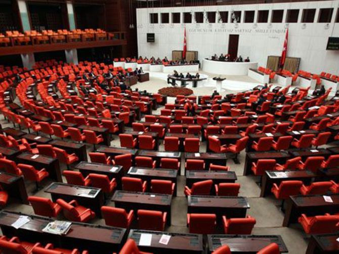 4 bin hakim alınmasına Meclis'ten onay