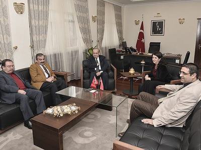Akdoğan HDP heyetiyle görüştü