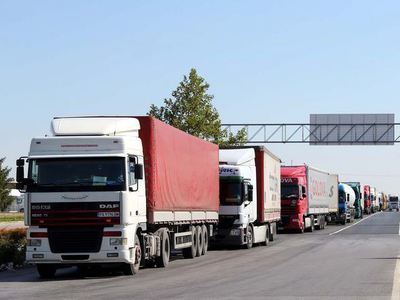 TIR kuyrukları ihracatı vurdu